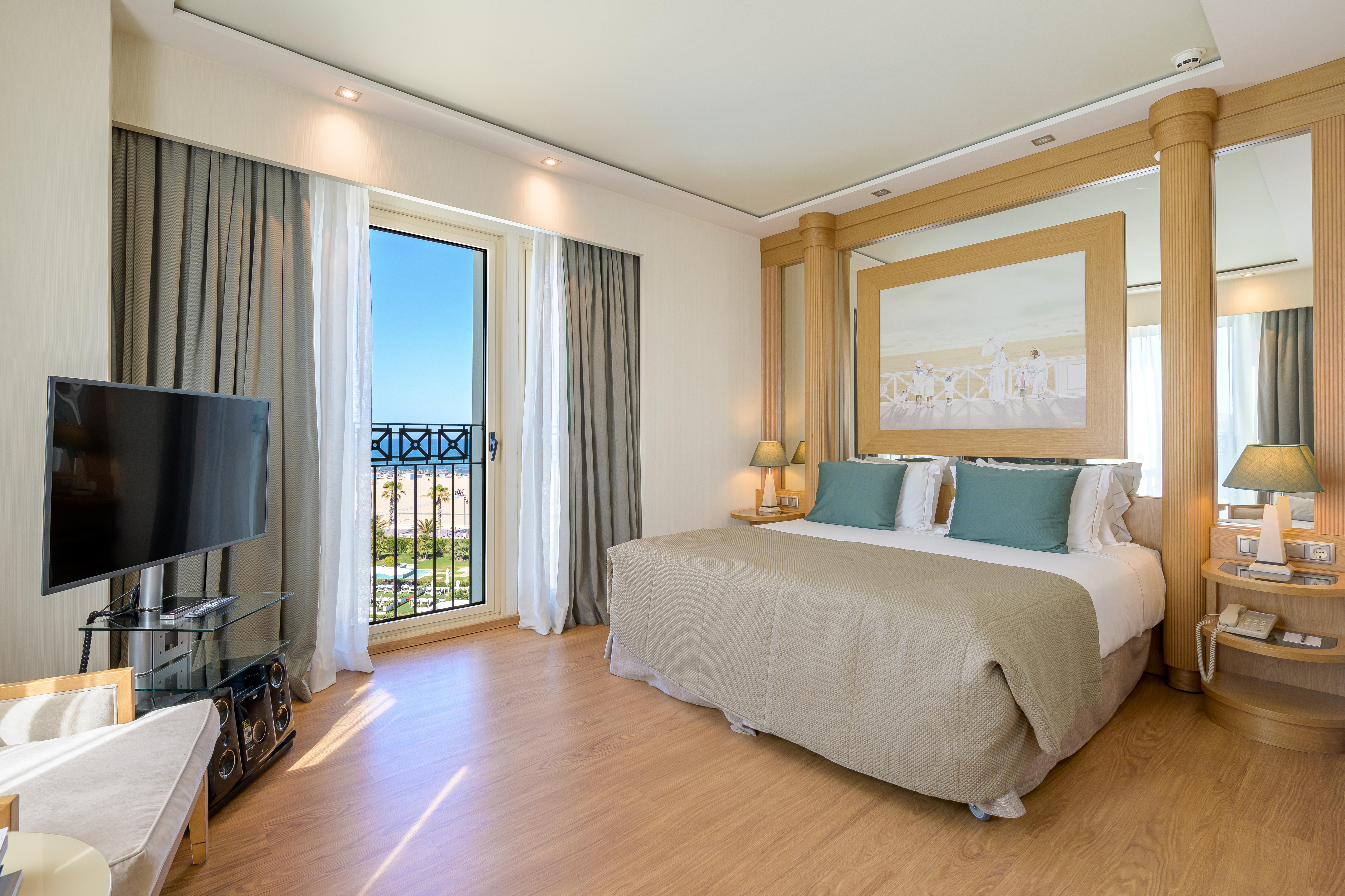 Las Arenas Balneario Resort Valenza Esterno foto Deluxe Room