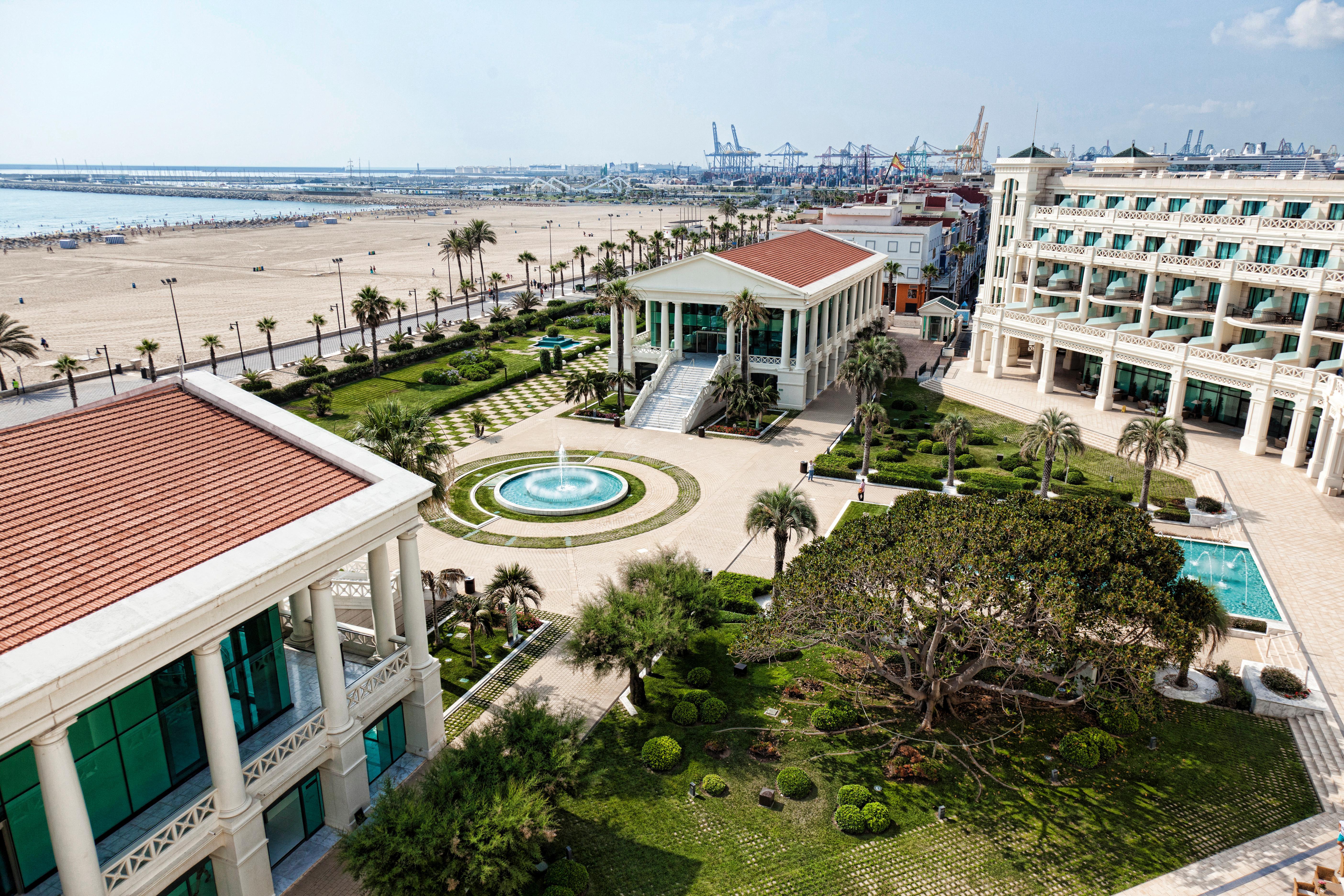 Las Arenas Balneario Resort Valenza Esterno foto Hilton Valencia