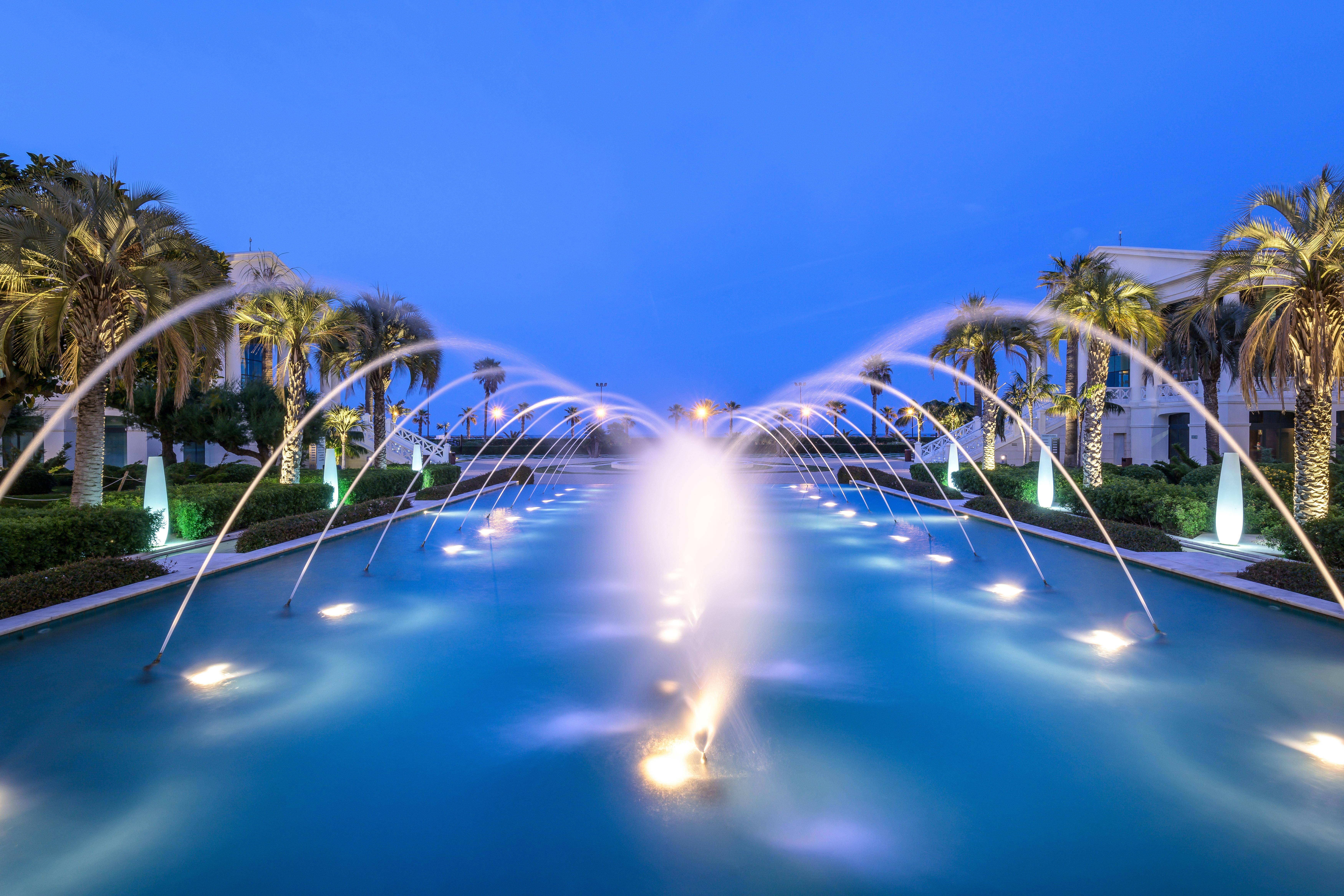 Las Arenas Balneario Resort Valenza Esterno foto Fountains at the resort