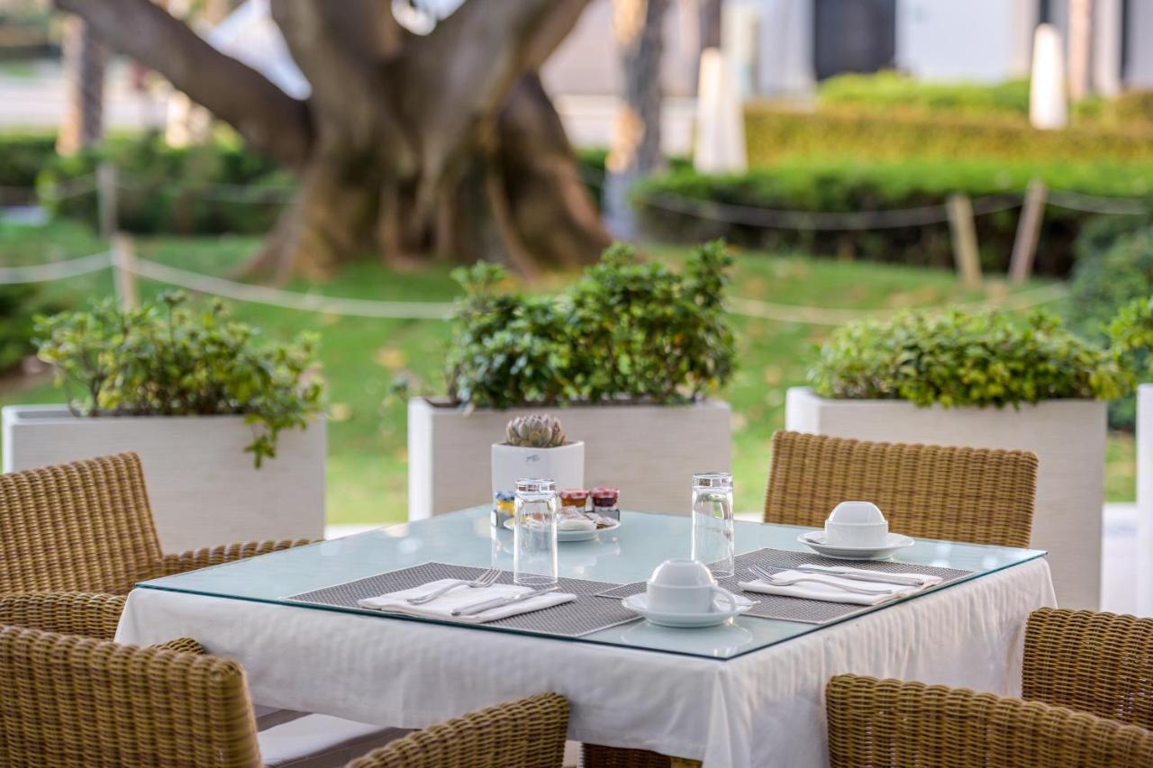 Las Arenas Balneario Resort Valenza Esterno foto The Garden
