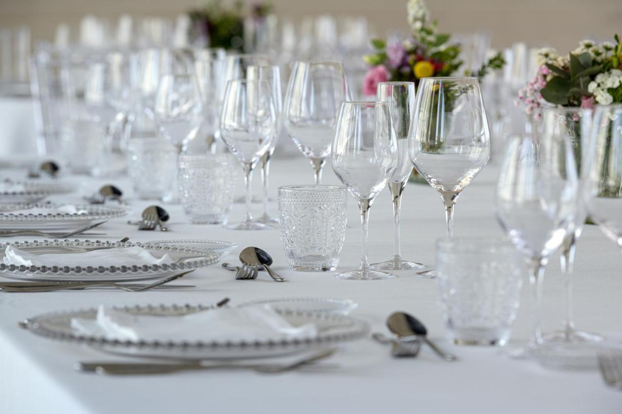 Las Arenas Balneario Resort Valenza Esterno foto Tableware